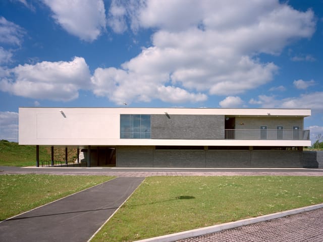 Clubhouse - image