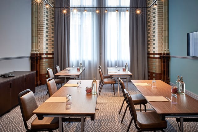 The Clock Tower Rooms & Business Centre - image