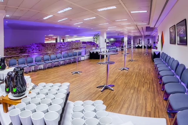 Cornhill Suite - image