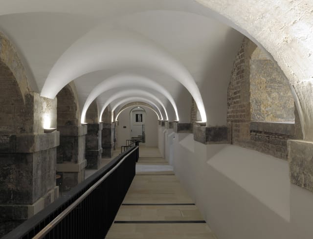 Crypt - image