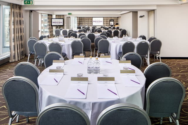 Park Suite - image