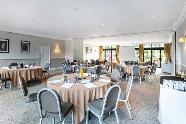 Cheshire Suite - image