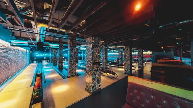 EAST & WEST Wing - Lane Hire - image