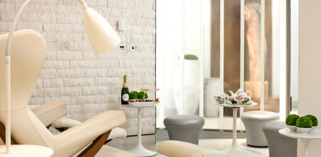 Rooftop lounge - image