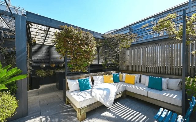 Roof Terrace - image