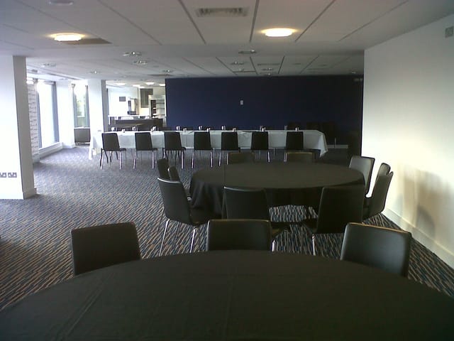 Press Lounge - image