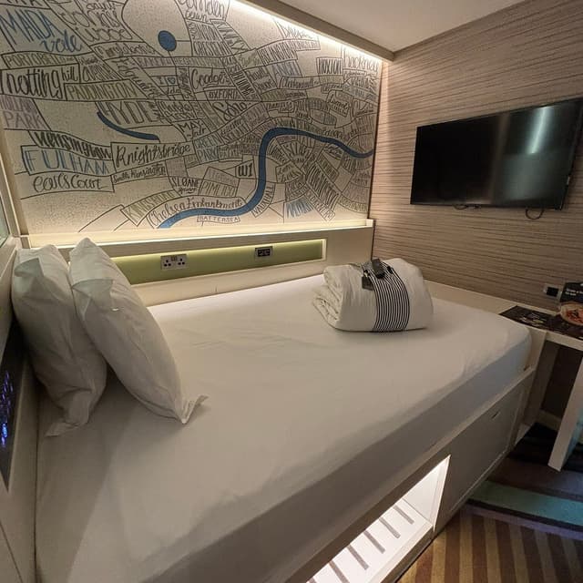 hub by Premier Inn London Covent Garden hotel