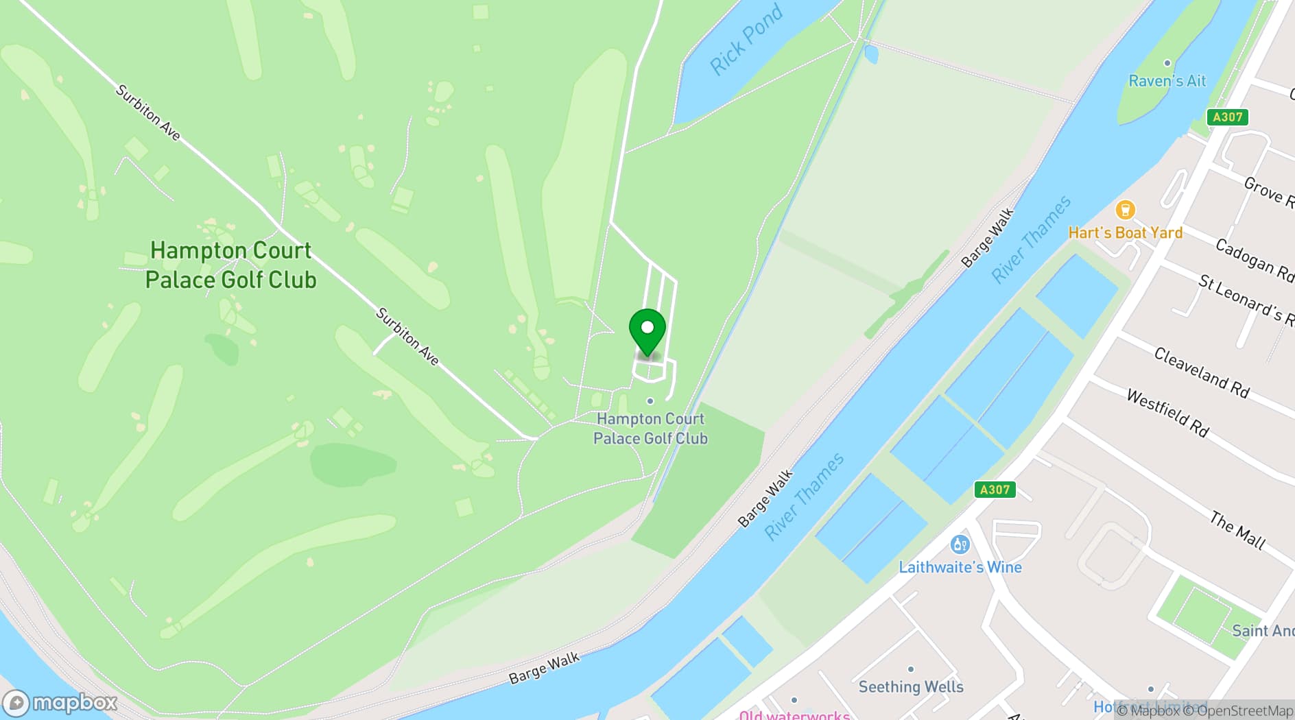 Map showing Hampton Court Palace Golf Club