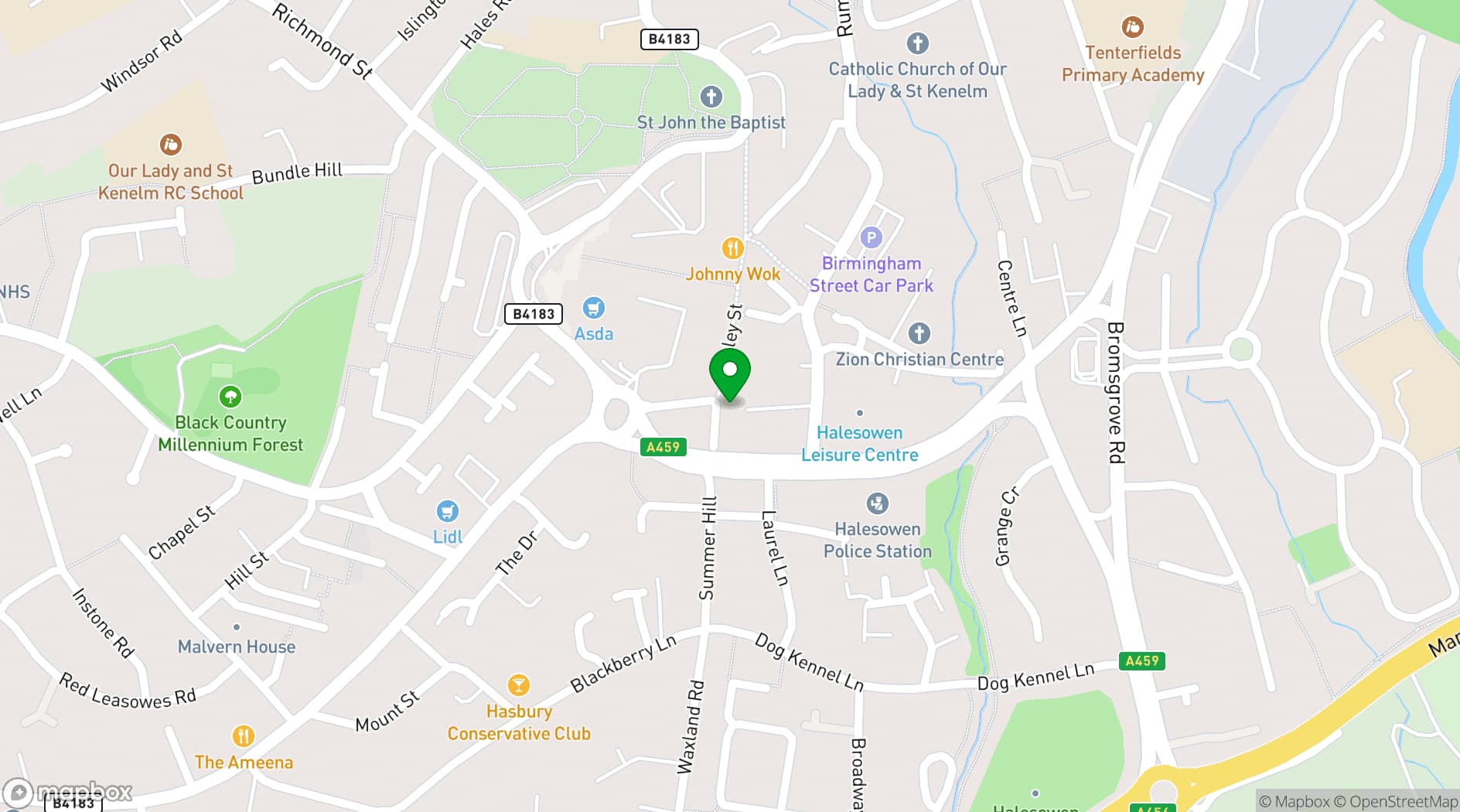 Map showing Halesowen Town Hall