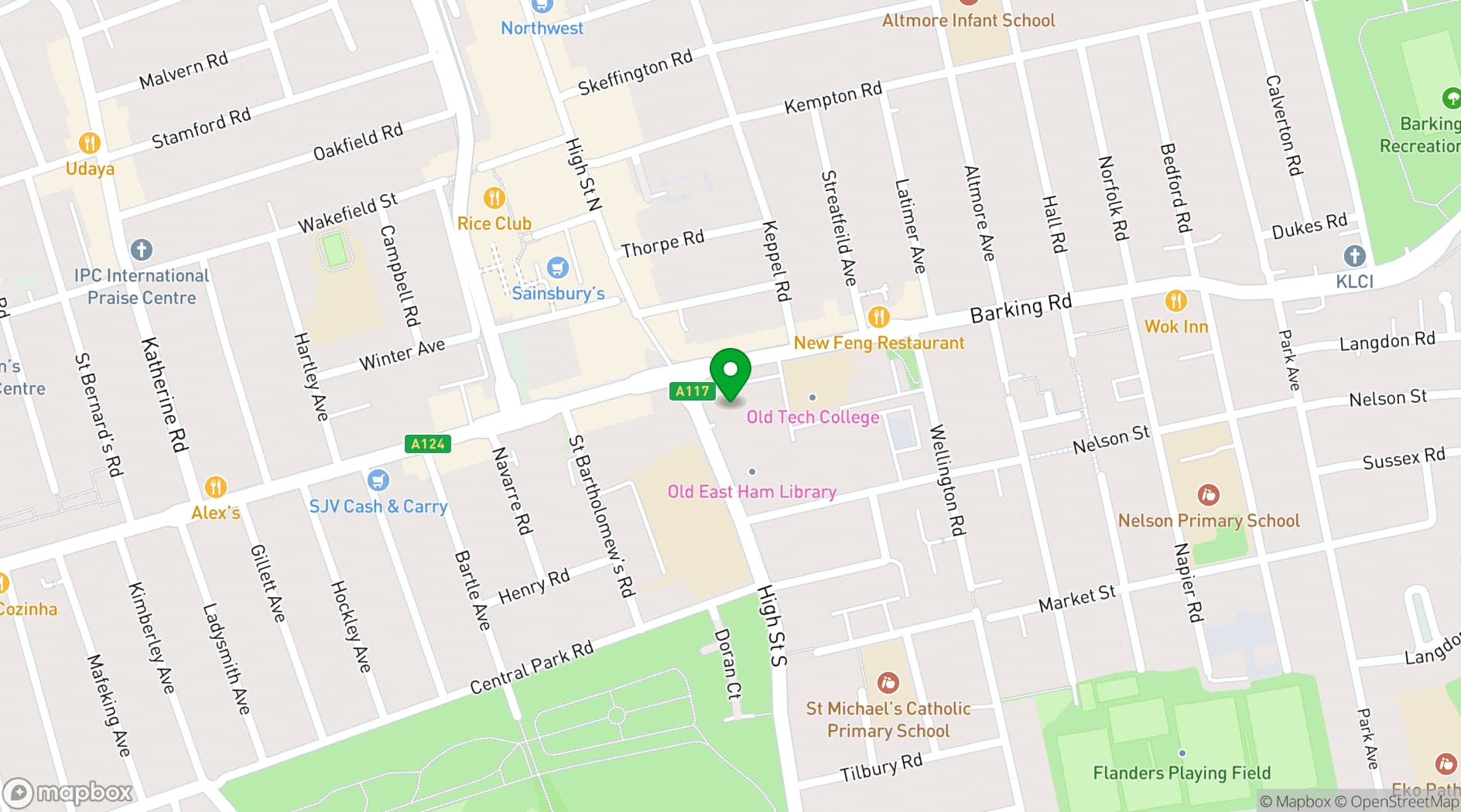Map showing Newham Town Hall