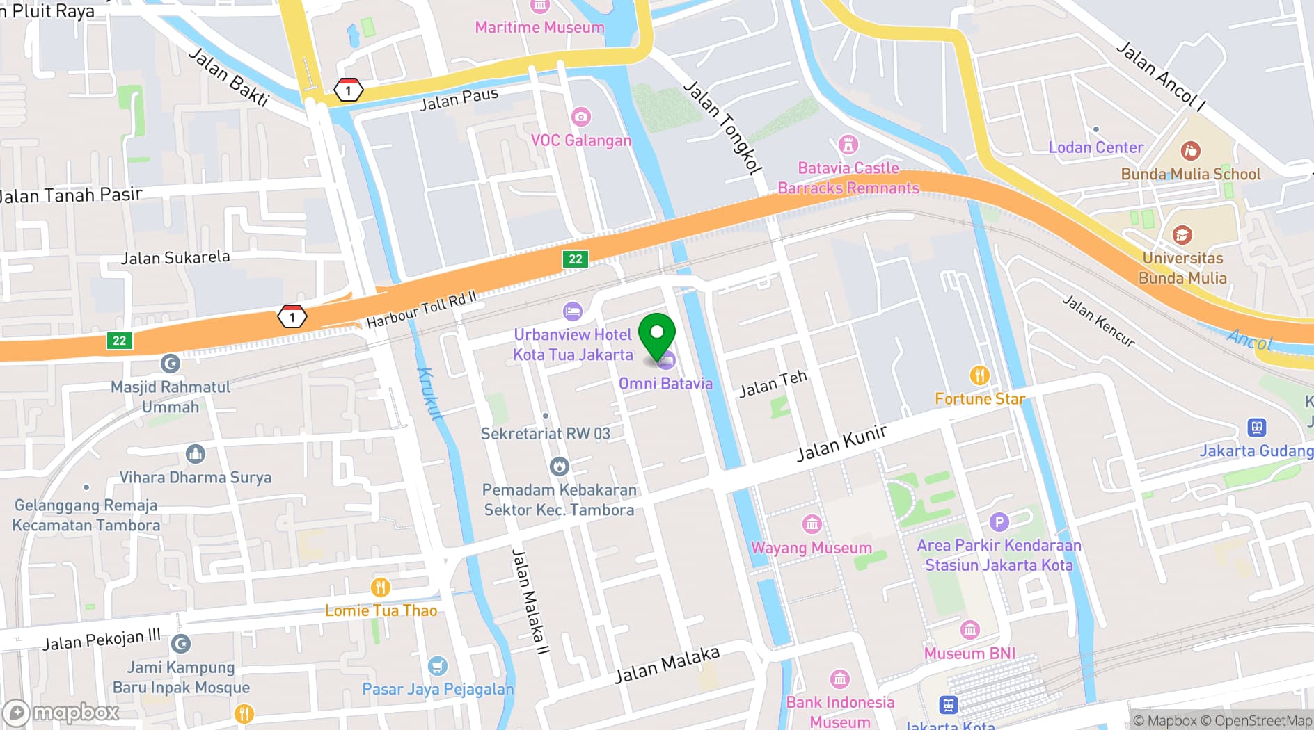 Map showing Café Batavia