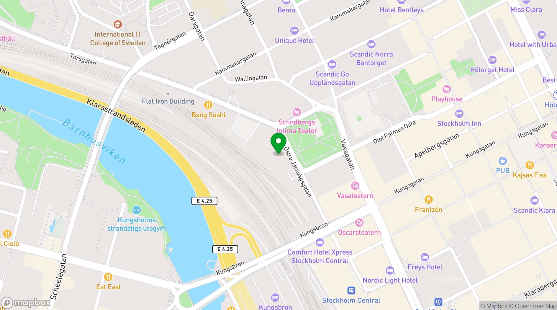 Map showing Clarion Hotel Sign