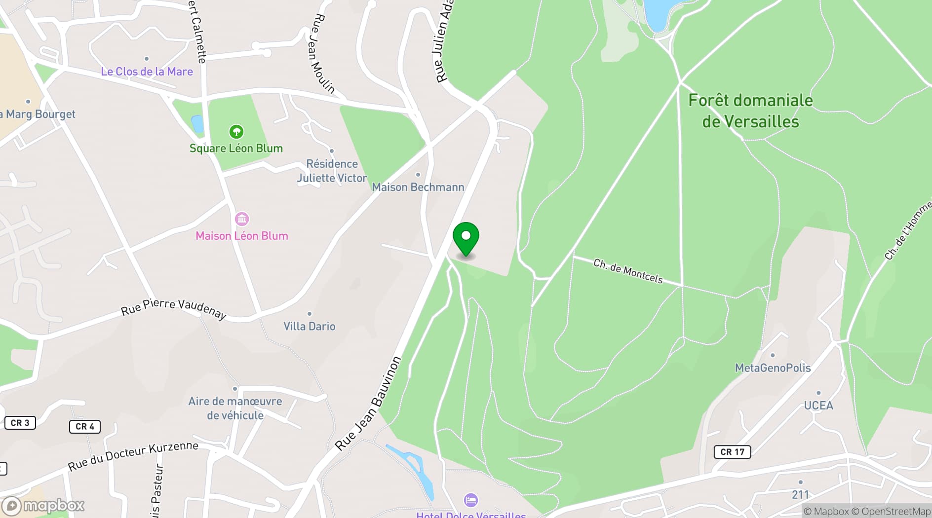 Map showing Dolce Hotel Versailles