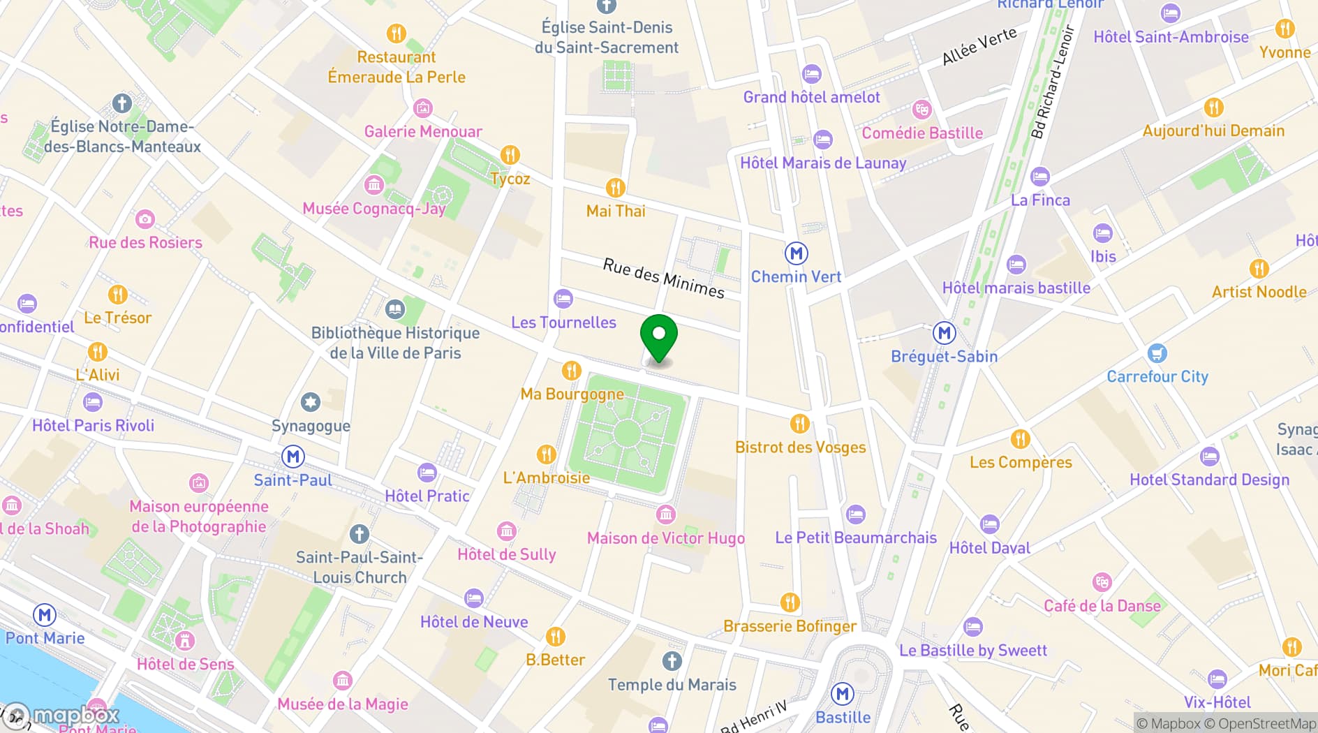 Map showing Hôtel Le Pavillon de la Reine