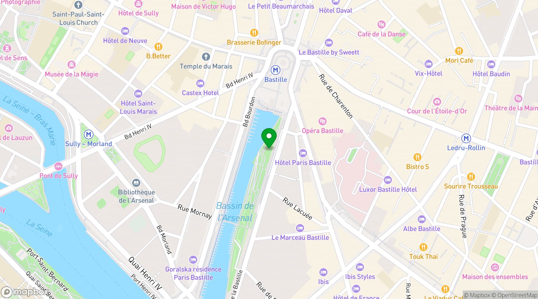 Map showing Grand Bleu
