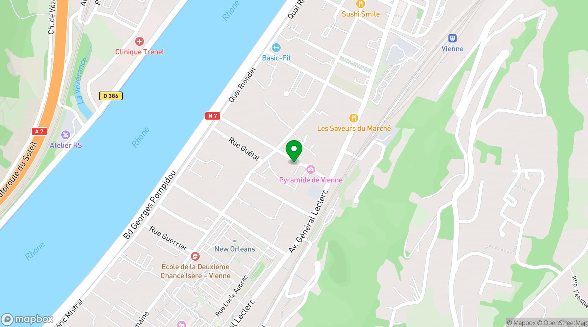 Map showing La Pyramide
