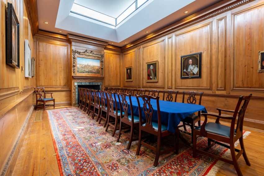 Luncheon Room at Haberdashers' Hall, elegant table, ideal for meetings and gatherings.