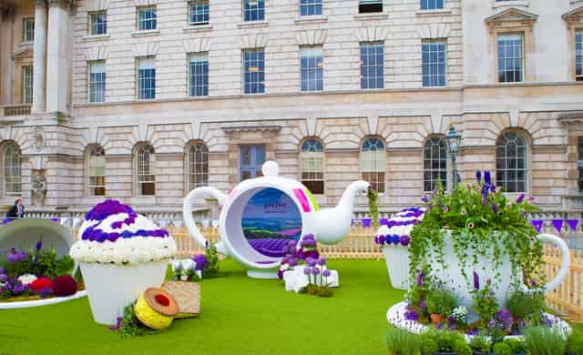 The Edmond J. Safra Fountain Court