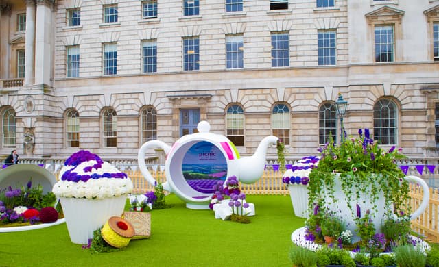 The Edmond J. Safra Fountain Court