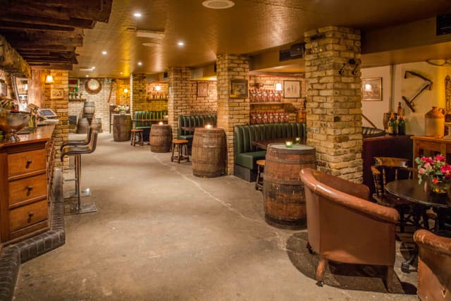 Davy's Wine Vaults