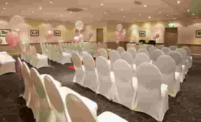 Cresta Court Hotel