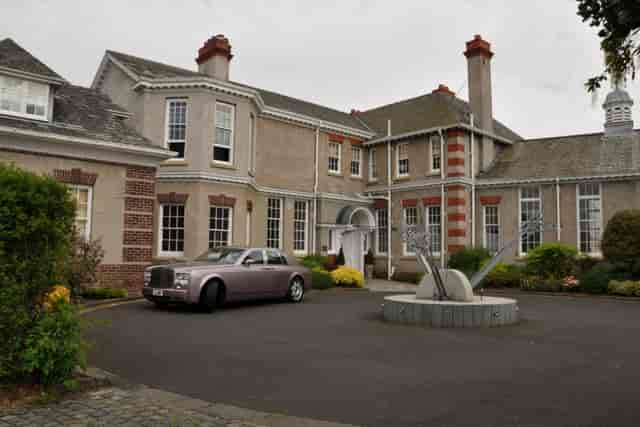 Elegant Ballroom Bar at Leverhulme Hotel, ideal for corporate events and exclusive gatherings.
