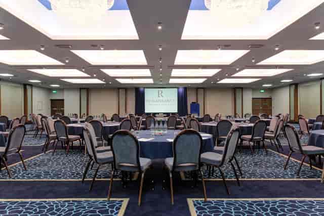 Renaissance London Heathrow Hotel