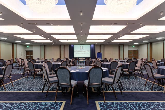 Renaissance London Heathrow Hotel