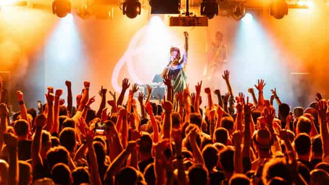 Stage + Club