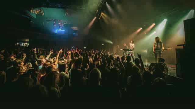 Stage + Club