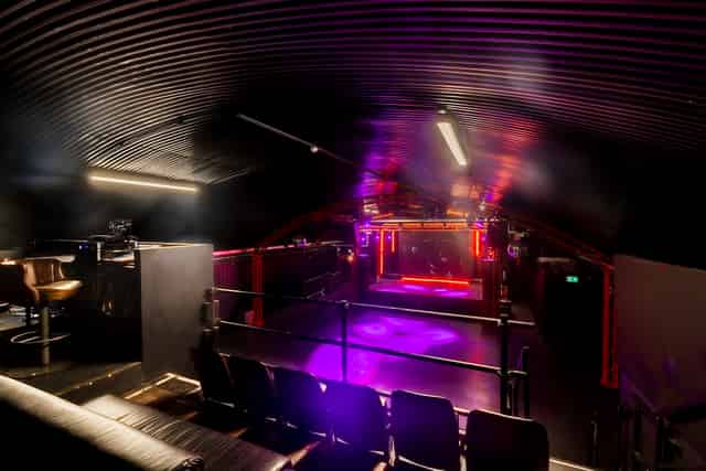 Stage + Club
