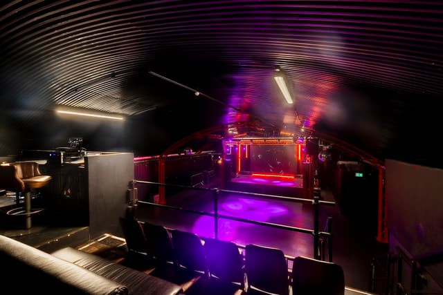 Stage + Club