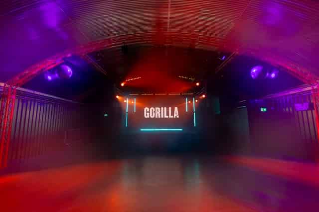 Stage + Club