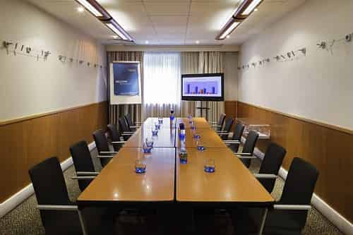 Novotel London City South