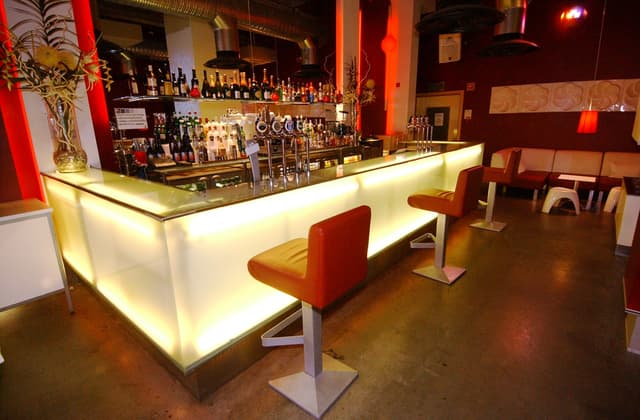 Lounge Bar