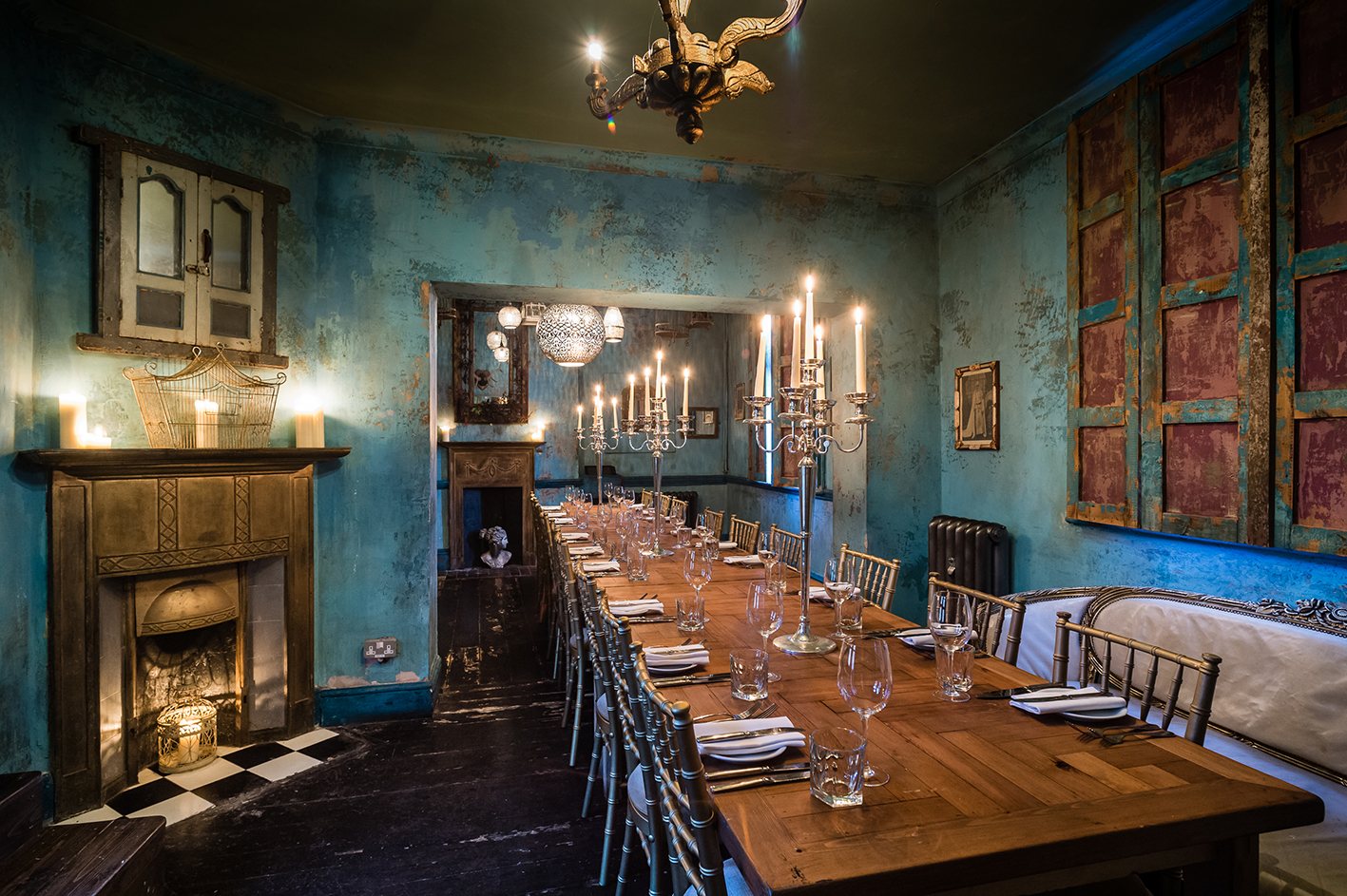 Elegant private dining room with wooden table, perfect for upscale events and intimate gatherings.