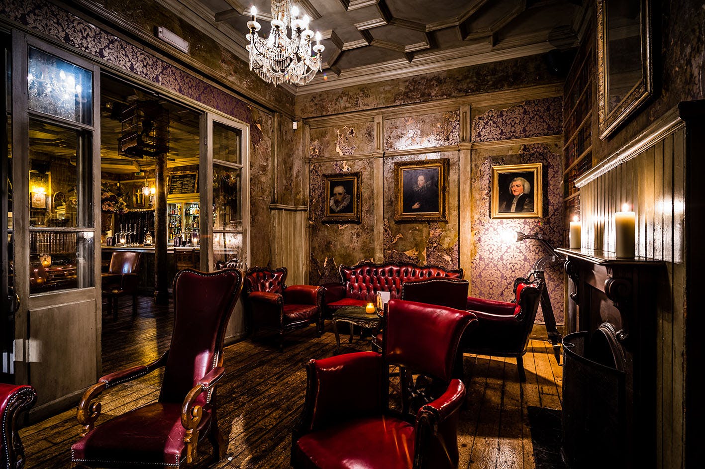 Elegant vintage meeting space with plush seating, ideal for networking events.