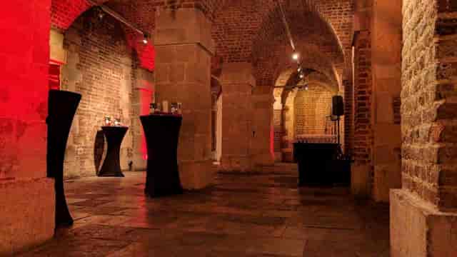 The Gallery in the Crypt: exposed brick arches, ideal for corporate events and social gatherings.