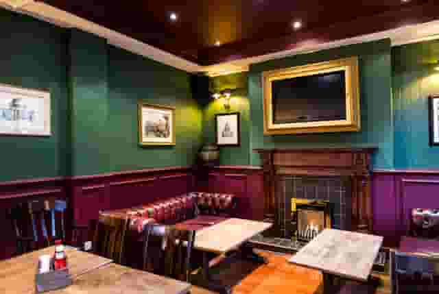 Crown & Anchor