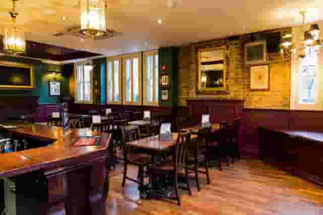 Crown & Anchor
