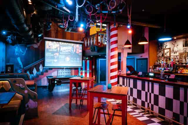 Trapeze Bar