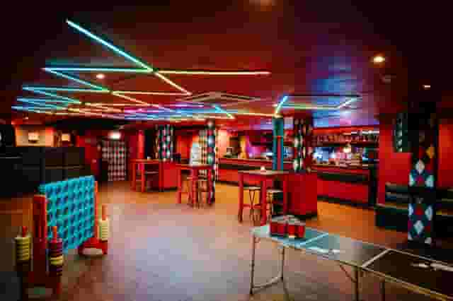 Trapeze Bar