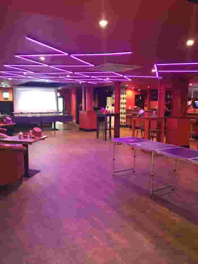 Trapeze Bar