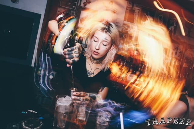 Trapeze Bar