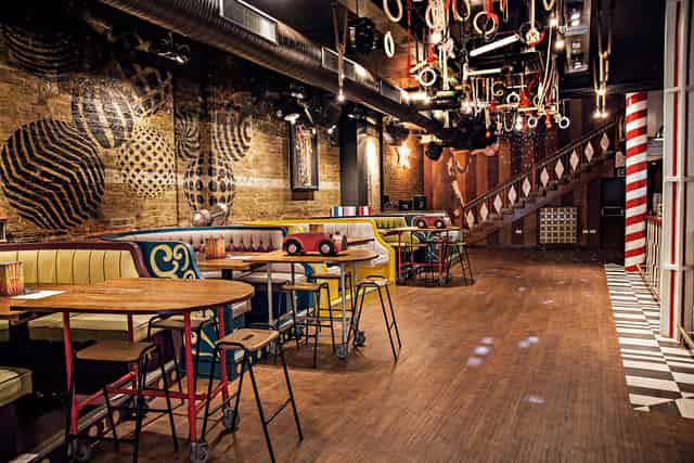 Trapeze Bar