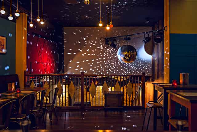 Trapeze Bar