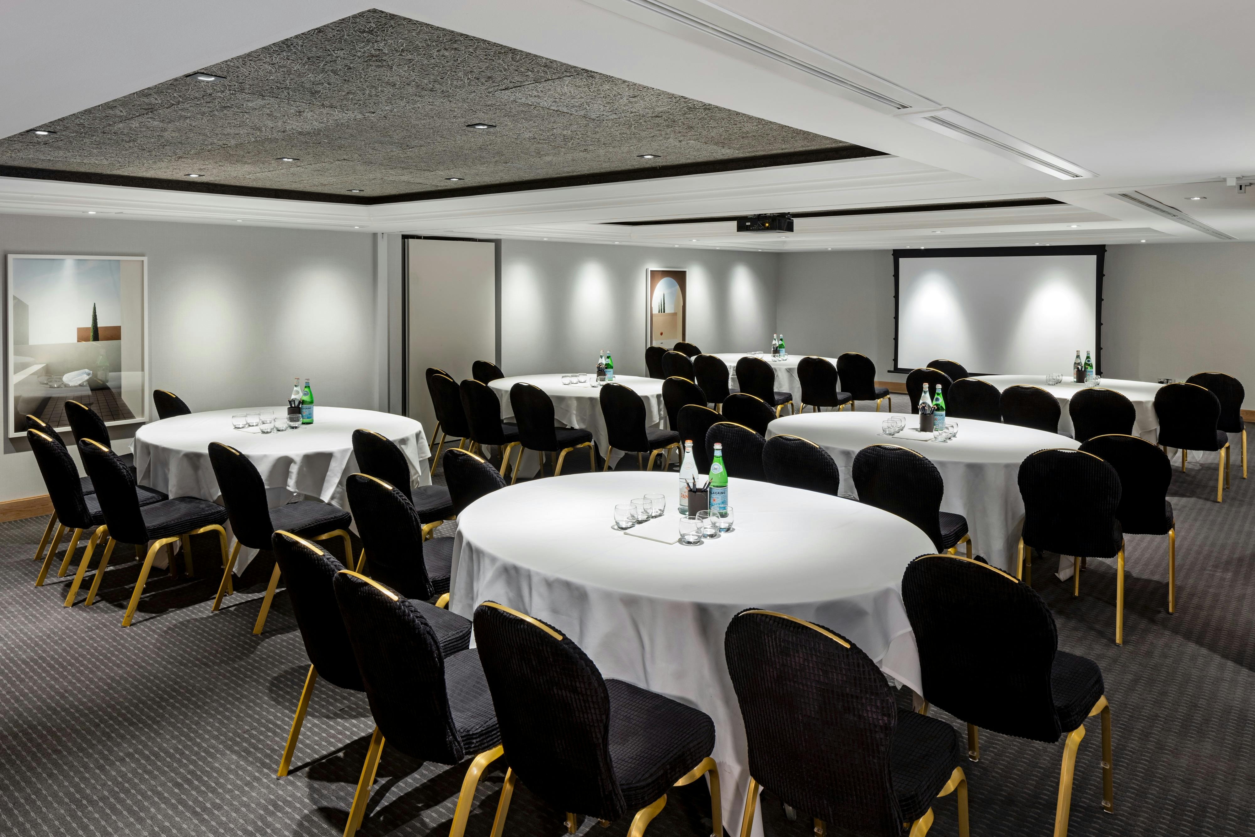 Private Room 15-16 at The Edwardian Manchester, elegant meeting space for corporate events.