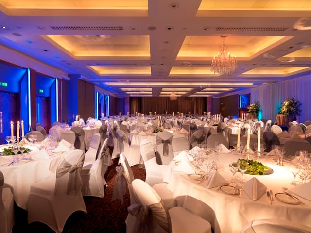 Royal Garden Hotel