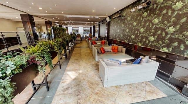 Leonardo Royal Hotel London City