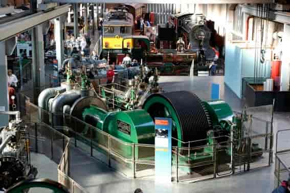 Power Hall at Science and Industry Museum: spacious venue for corporate events and exhibitions.